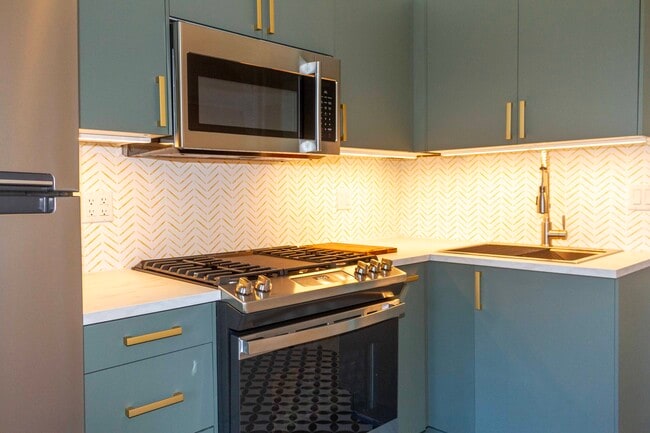 Building Photo - 39 Hawthorne St