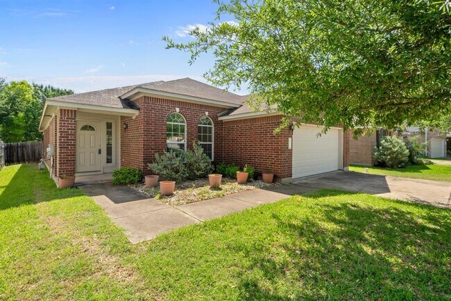 Foto del edificio - 20612 Farm Pond Ln