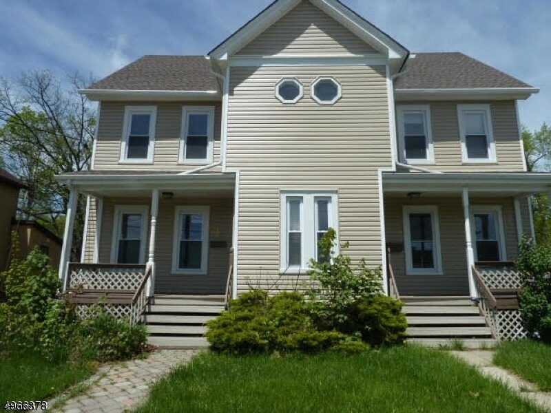 Primary Photo - 8 Woodside Ave