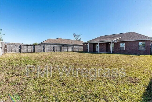 Foto del edificio - 213 Greyfox Trail