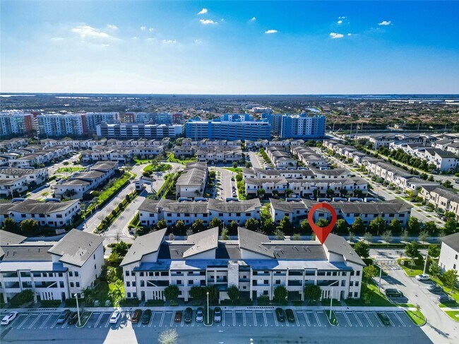 Foto del edificio - 8045 NW 104th Ave