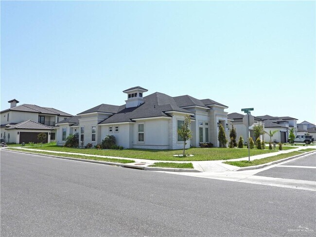 Building Photo - 2212 Leanna Denae Ave
