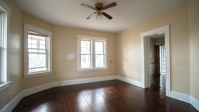 Building Photo - 31 battey st.