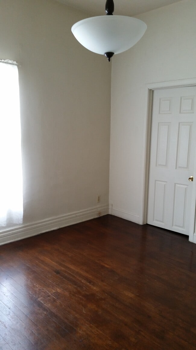 dining room - 102 S F St