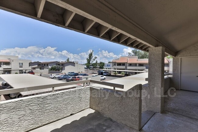 Building Photo - 11666 N 28th Dr