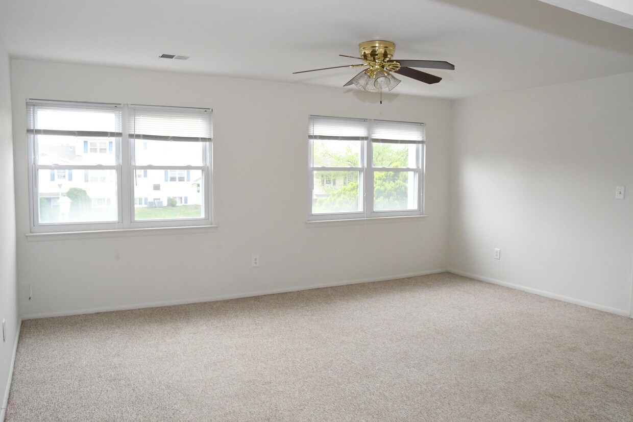 321 Sawmill Rd Unit A, Brick Township, NJ 08724 Condo for Rent in
