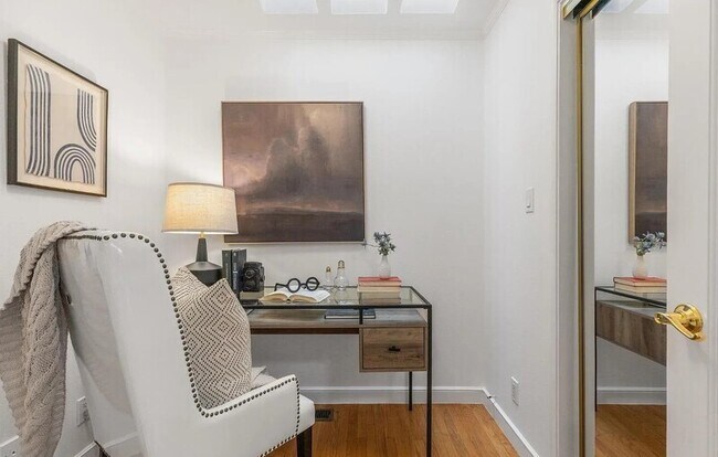 Foto del edificio - 2228 Beach St