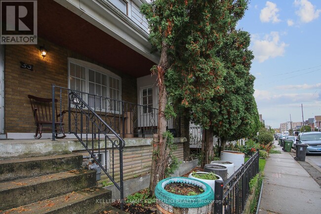 Building Photo - 53 Nickle St