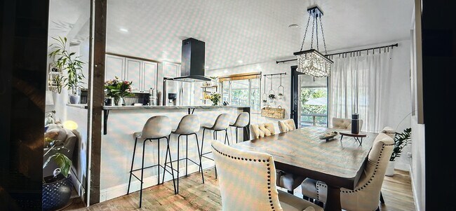 Foto del edificio - 6581 Harlan St