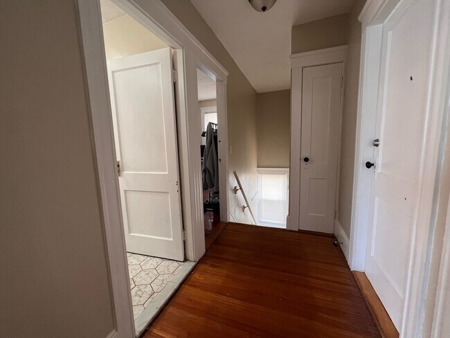 Foto del edificio - 109 Huxley Ave