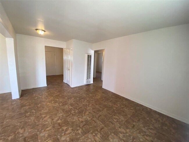 Foto del edificio - 4128 Grassmere St