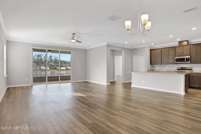 Foto del edificio - 3209 Crocus Ln