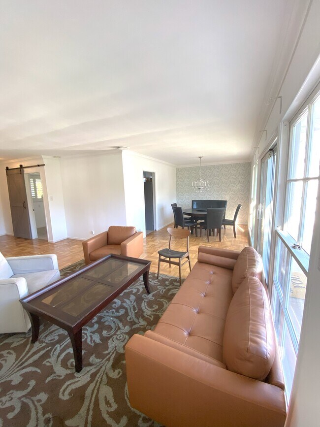 sala de estar - 2906 Overland Ave