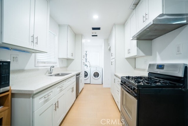 Building Photo - 7870 La Mona Cir