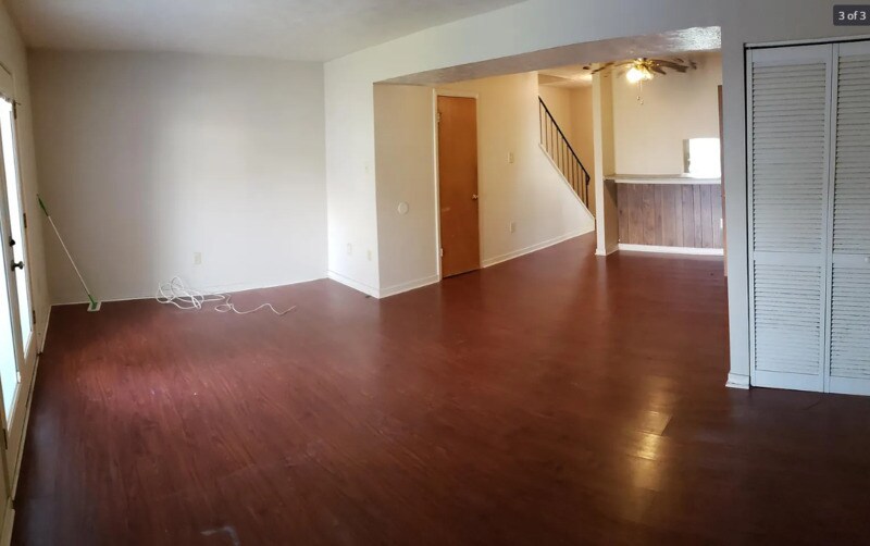 Building Photo - 412 Newbridge Terrace