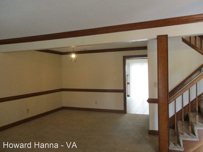 Foto del edificio - 3 br, 2.5 bath House - 734 Lord Dunmore Dr.