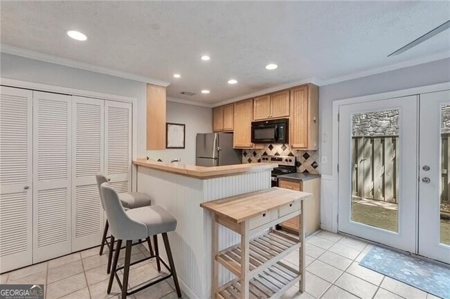 Building Photo - 8 Arpege Way NW