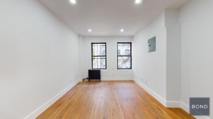 Foto principal - 0 bedroom in Manhattan NY 10003