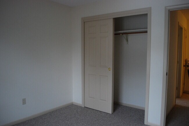 Bedroom 2 - 25 Baycrest Drive Unit 608