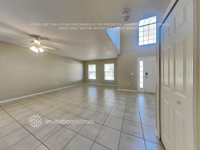 Building Photo - 356 Fish Hawk Dr