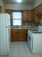 Building Photo - 100 Vana Dr