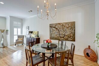 Building Photo - 5014 Mellon St