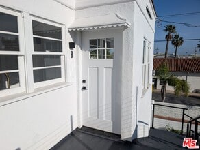 Building Photo - 1147 24th St