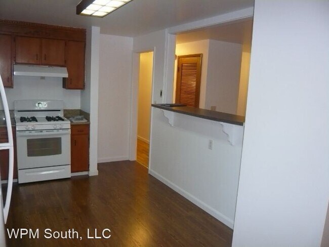 Foto del edificio - 4 br, 2.5 bath House - 4252 South 158th St...