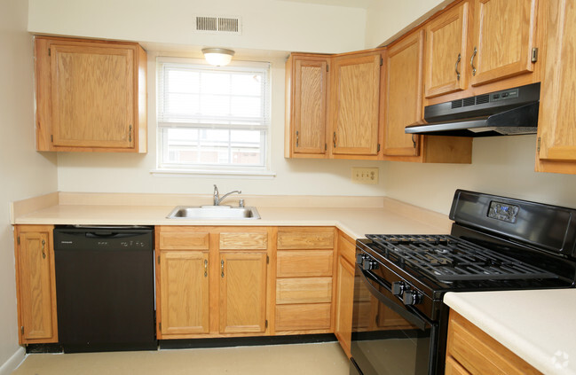 Pickwick Apartments - Apartments in Baltimore, MD | Apartments.com