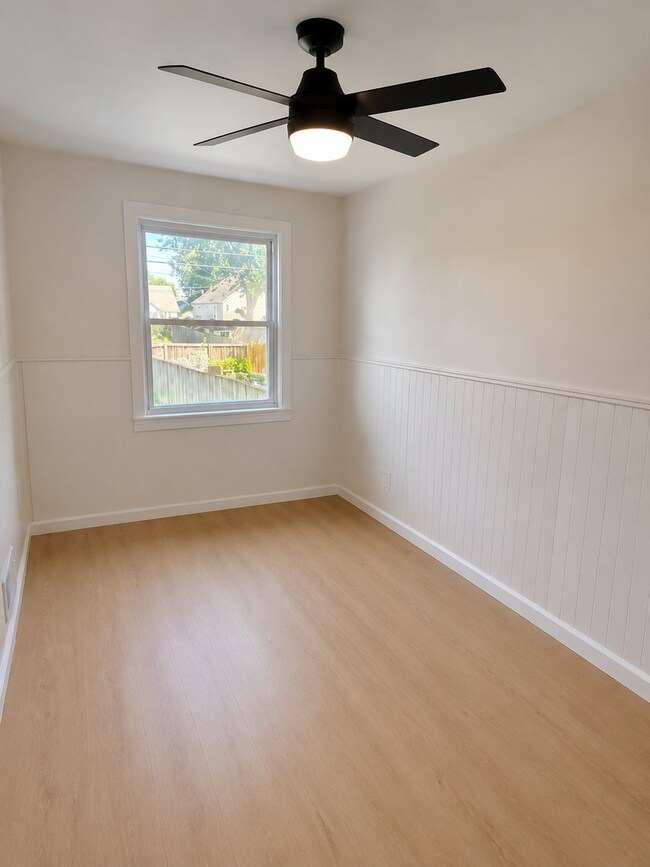 Building Photo - 8174 Kavanagh Rd