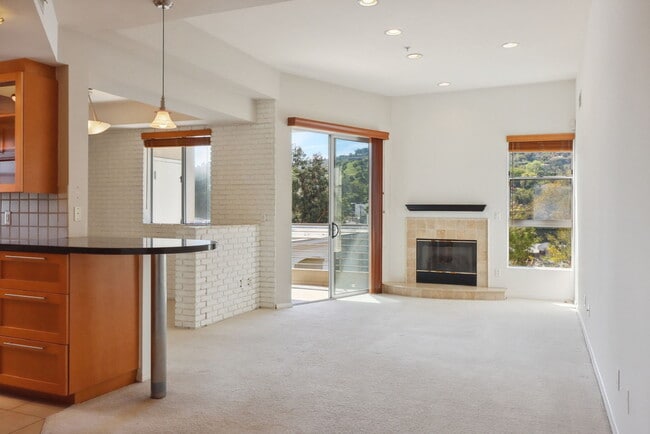 Building Photo - 4170 Fair Ave