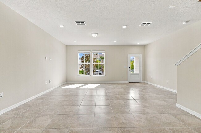 Foto del edificio - 6238 Sunny Time Ave