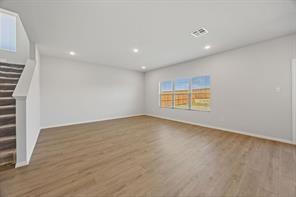 Foto del edificio - 512 Meadow Run Dr