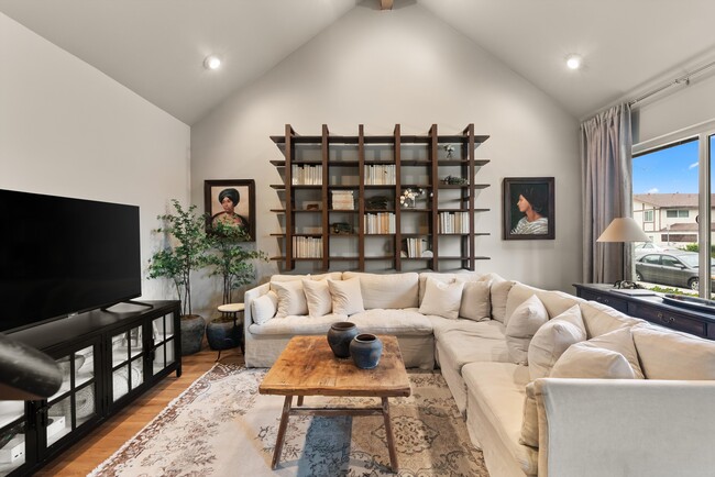 Living Room - 22855 S Van Deene Ave