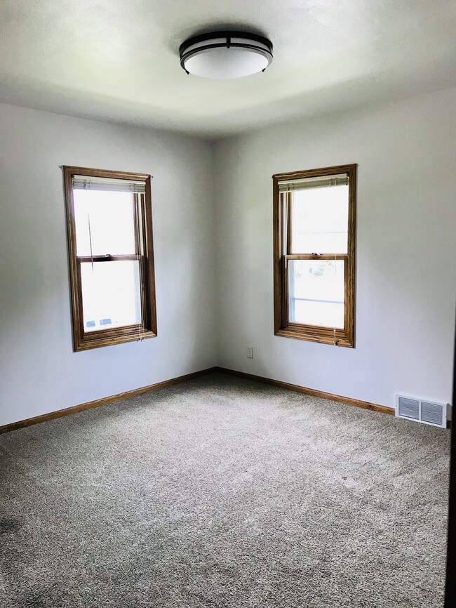 HAB 1 - 100 S Rochester St