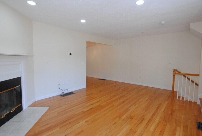 Foto del edificio - 68 Georgetown Dr