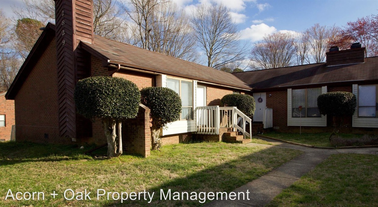 Primary Photo - 2829 Seclusion Ct