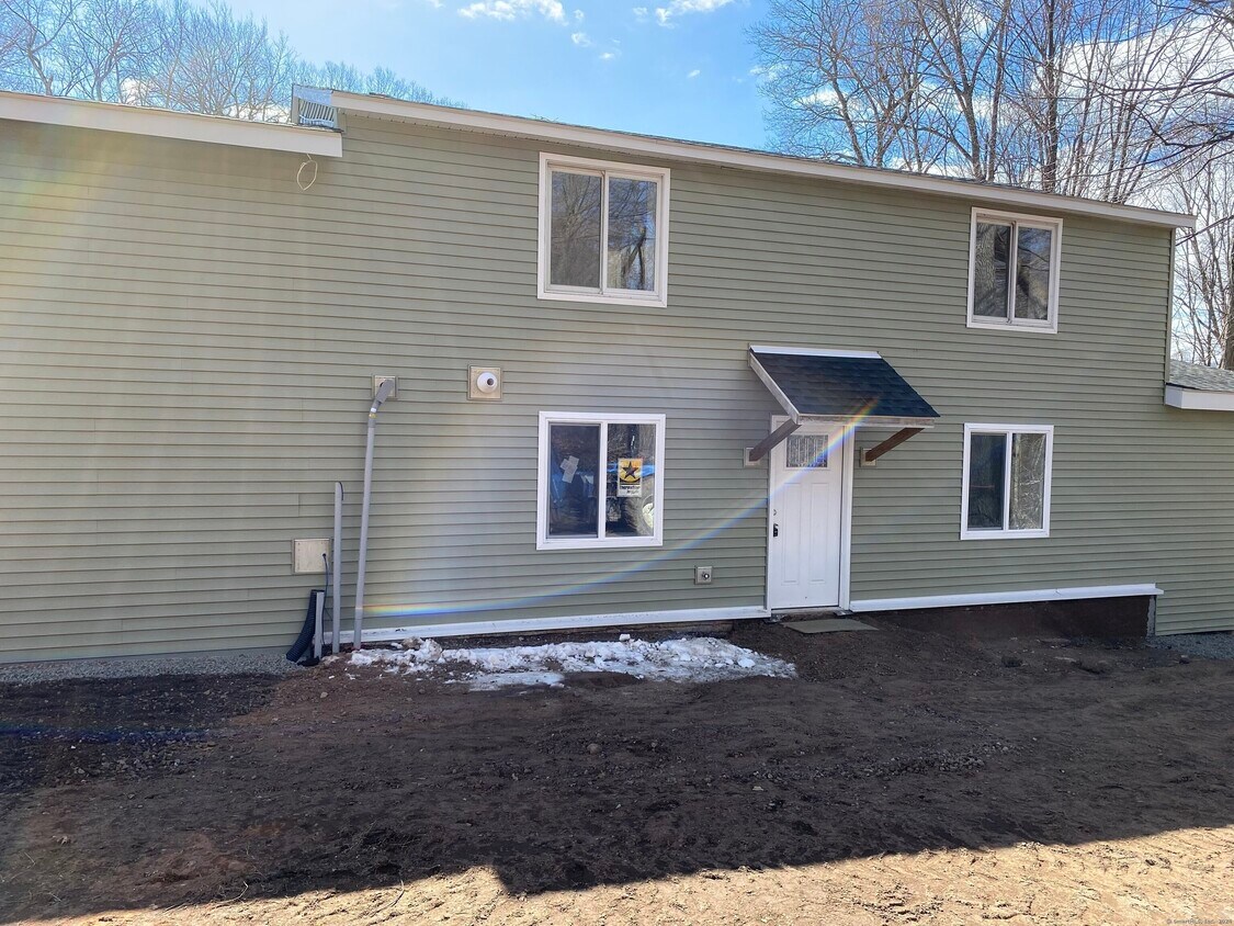 71 Fernwood Ln, Cheshire, CT 06410 House Rental in Cheshire, CT