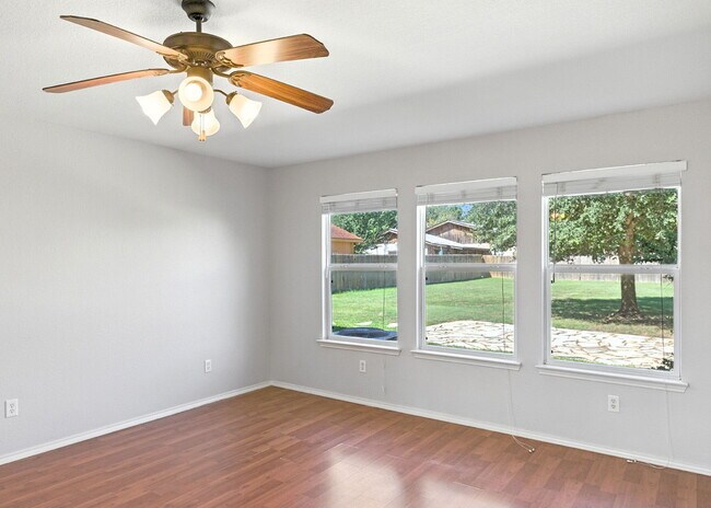 Building Photo - Striking Two-Story New Braunfels Rental Home