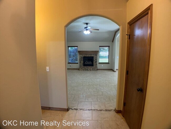 Foto del edificio - 3 br, 2 bath House - 12048 SW 13th Street