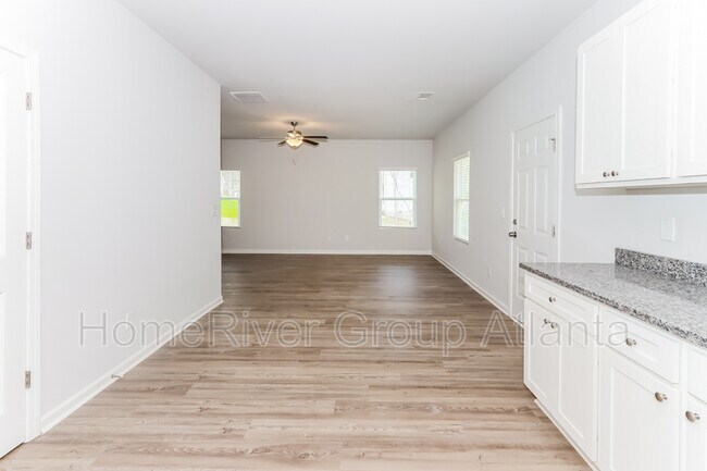 Building Photo - 117 Kingston Ct