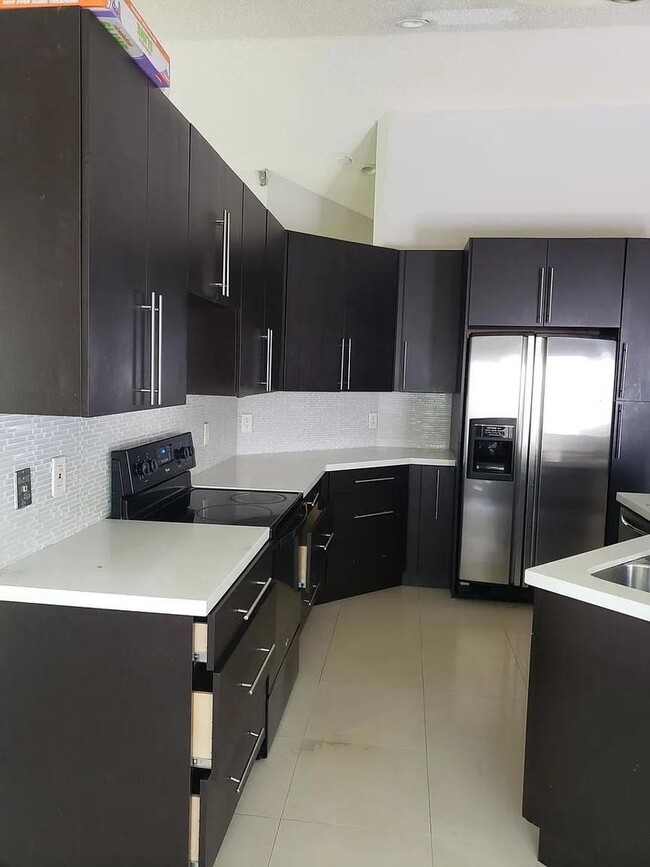 Building Photo - 10084 NW 2nd St