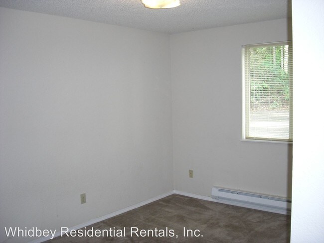 Building Photo - 1080 SW Harrier Cir