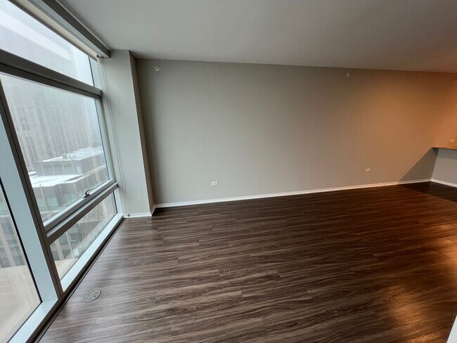 Foto del edificio - 535 N McClurg Ct