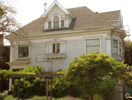 Foto del edificio - 2214 Haste St