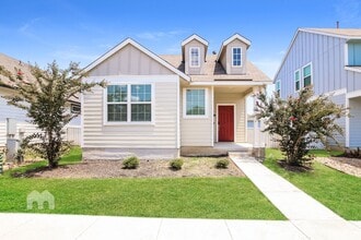 Building Photo - 252 Fabion St