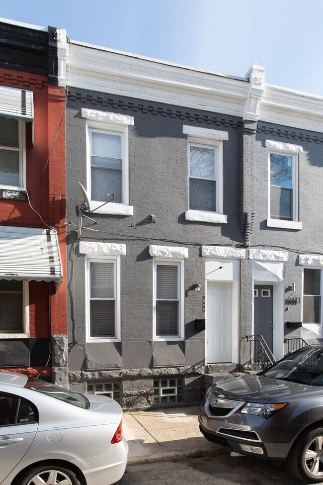 Building Photo - PA0235
