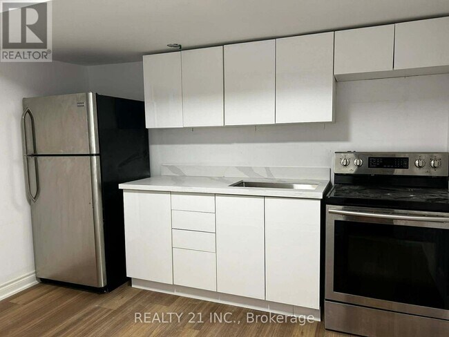 Photo du bâtiment - 164 Williamson Dr E