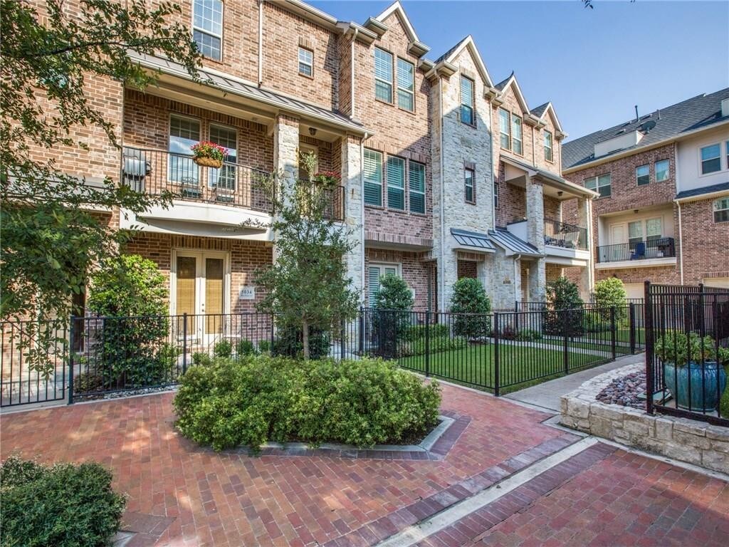 Foto principal - 5034 Meridian Ln