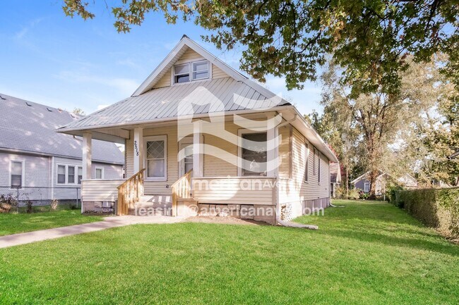 Building Photo - 2518 Jaynes St